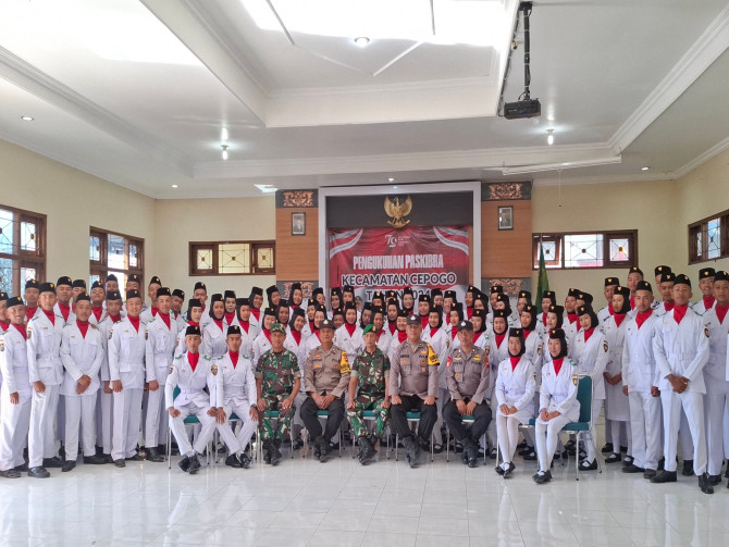 PENGUKUHAN PASKIBRA KECAMATAN CEPOGO 2024: 20 SISWA MA AL IHSAN RESMI DIKUKUHKAN